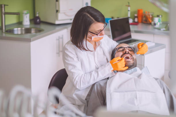 Best Emergency Tooth Extraction in West Livingston, TX